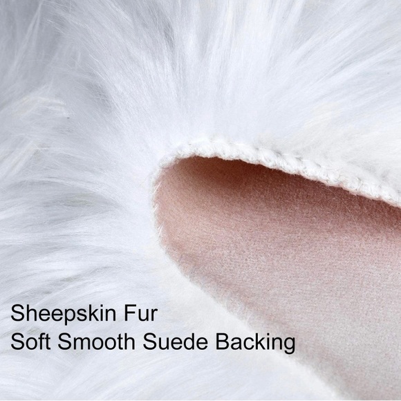 NEW Faux Fur Heart-Shaped Rugs - Picture 3 of 3